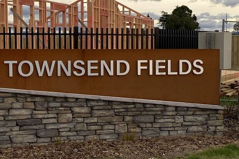 Photo of property in 4 Page Place, Rangiora, 7400