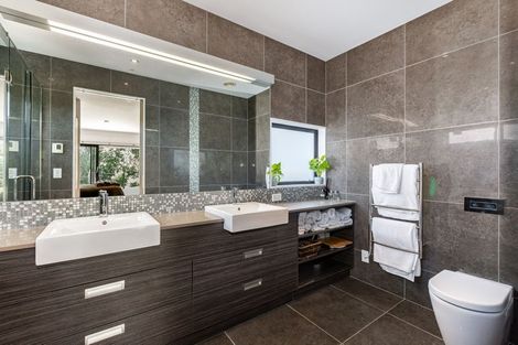 Photo of property in 11 Sumner Terrace, Aotea, Porirua, 5024