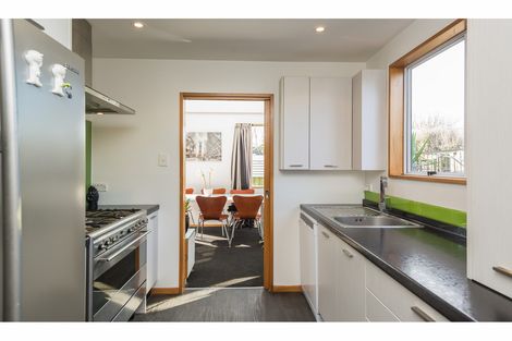 Photo of property in 1a Dulles Place, Papanui, Christchurch, 8053