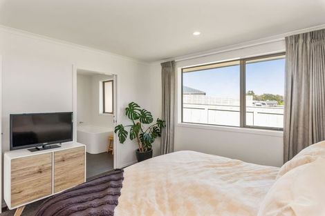 Photo of property in 7b Te Manuao Road, Otaki, 5512