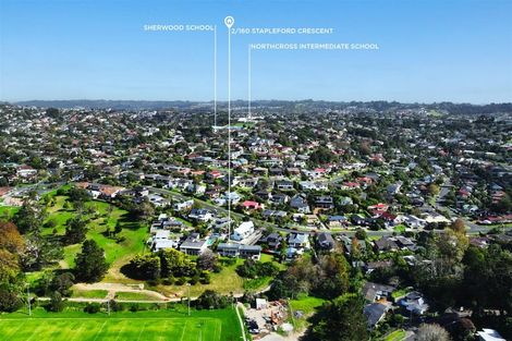 Photo of property in 2/160 Stapleford Crescent, Browns Bay, Auckland, 0630