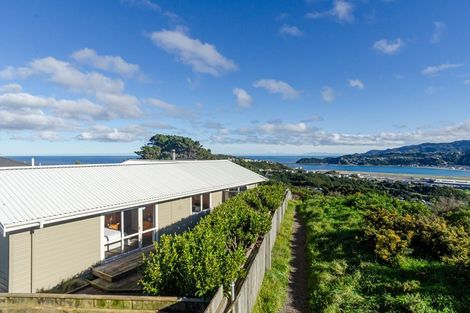 Photo of property in 82 Beacon Hill Road, Strathmore Park, Wellington, 6022