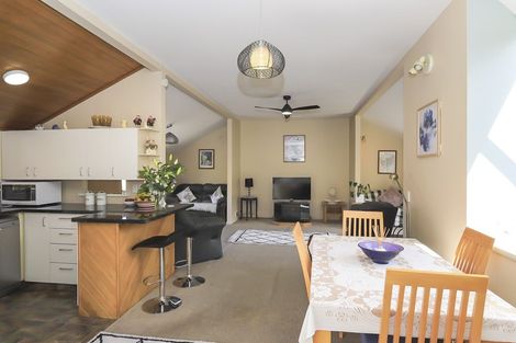 Photo of property in 77b Devon Street, Arrowtown, 9302