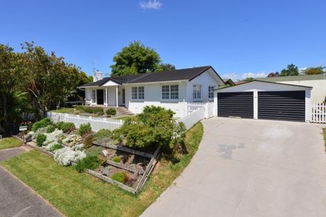 Photo of property in 1 Kohekohe Place, Pukete, Hamilton, 3200