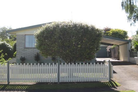 Photo of property in 2 Gordon Place, Leamington, Cambridge, 3432