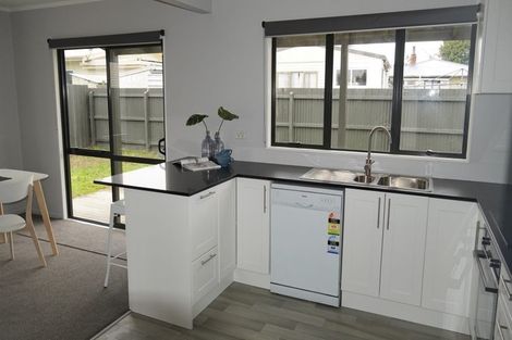 Photo of property in 18b Kelvin Road, Papakura, 2110