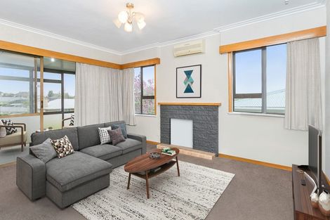 Photo of property in 6 Westney Place, Forest Lake, Hamilton, 3200