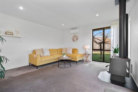 Photo of property in 130 Doncaster Drive, Papamoa Beach, Papamoa, 3118