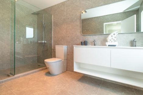 Photo of property in 104 Arran Point Parade, Orewa, 0931