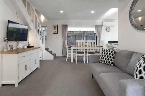 Photo of property in 7 Bellfield Place, Bethlehem, Tauranga, 3110