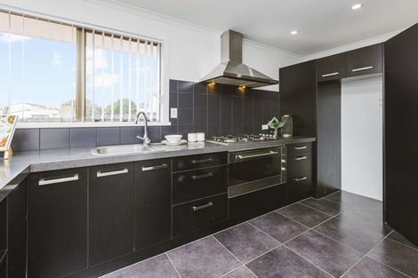 Photo of property in 34 Dissmeyer Drive, Clover Park, Auckland, 2019