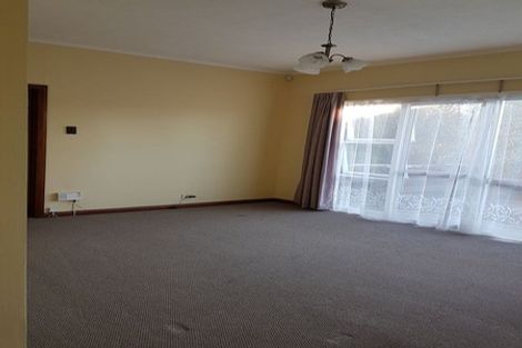 Photo of property in 2/3170 Great North Road, New Lynn, Auckland, 0600