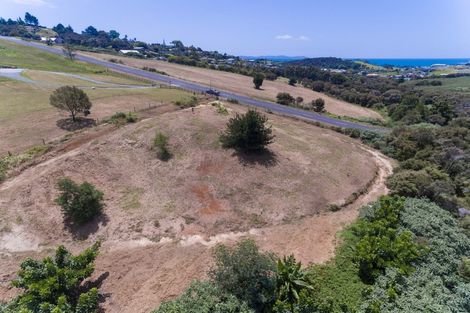 Photo of property in 14 Pekama Drive, Cable Bay, 0420