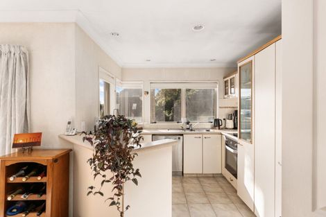 Photo of property in 130a Oceanbeach Road, Mount Maunganui, 3116