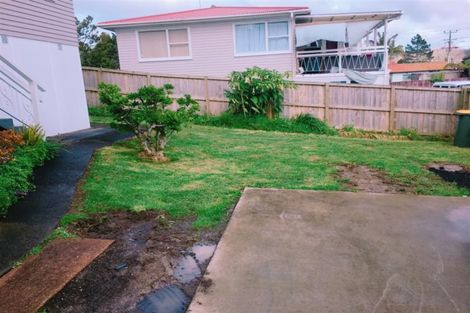 Photo of property in 206b Henderson Valley Road, Henderson, Auckland, 0612