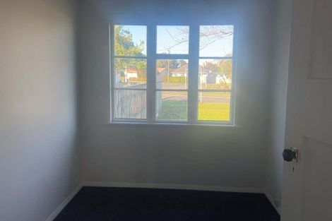 Photo of property in 2 Laurent Vc Street, Hawera, 4610