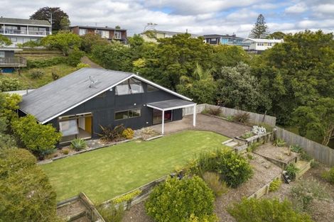 Photo of property in 1/44 Rewarewa Road, Te Atatu Peninsula, Auckland, 0610