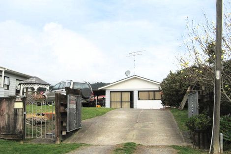 Photo of property in 280 Watt Street, Coromandel, 3506
