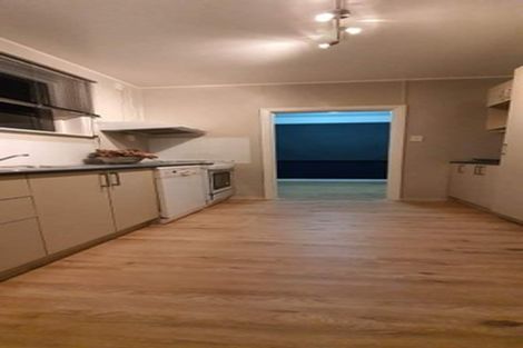 Photo of property in 106 Moorefield Road, Johnsonville, Wellington, 6037