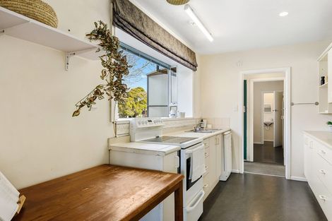 Photo of property in 6 Seagrave Place, Ilam, Christchurch, 8041