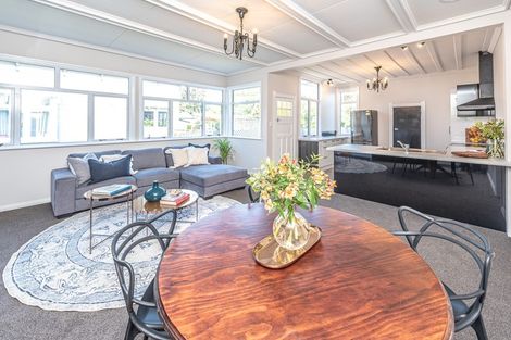 Photo of property in 8 Mason Terrace, Gonville, Whanganui, 4501