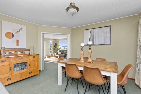 Photo of property in 14 Durham Drive, Havelock North, 4130