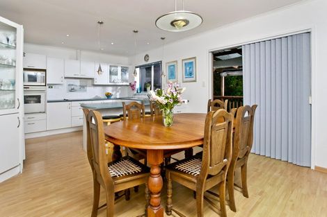 Photo of property in 42 Maxwelton Drive, Mairangi Bay, Auckland, 0630