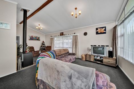 Photo of property in 4 Cowling Road, Hurdon, New Plymouth, 4310