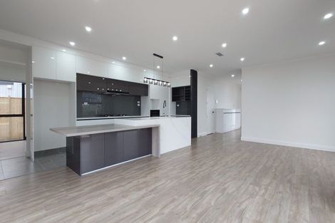 Photo of property in 66 Michael Bosher Way, Flat Bush, Auckland, 2019
