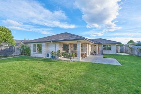Photo of property in 5 Te Pihopa Way, Aidanfield, Christchurch, 8025