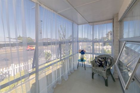 Photo of property in 38 York Street, Levin, 5510