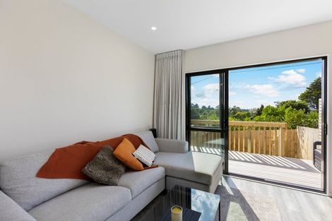 Photo of property in 4/16 Albany Highway, Greenhithe, Auckland, 0632