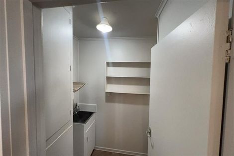 Photo of property in 32 Aurea Avenue, Pakuranga, Auckland, 2010