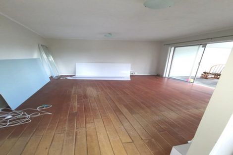 Photo of property in 1/133 Ennis Avenue, Pakuranga Heights, Auckland, 2010