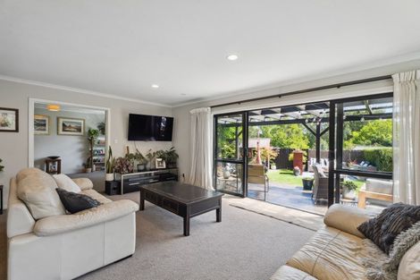 Photo of property in 111 Mcdonnell Road, Arrowtown, 9302