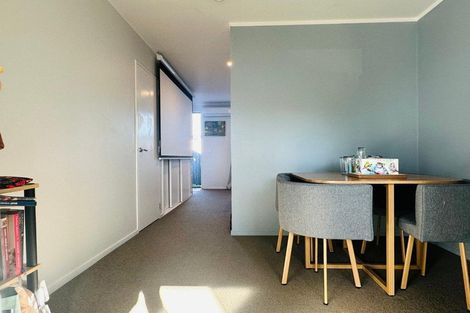 Photo of property in 95 Battalion Drive, Papakura, 2110