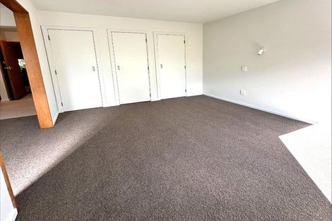 Photo of property in 6 Gill Road, Lowry Bay, Lower Hutt, 5013