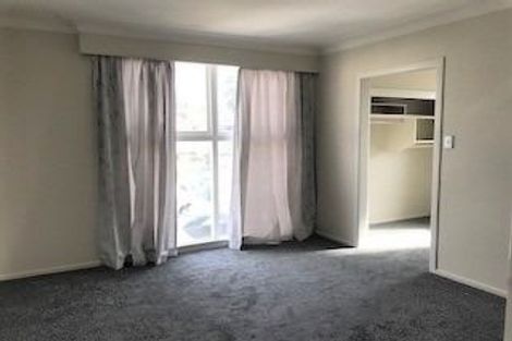 Photo of property in 305 Te Atatu Road, Te Atatu South, Auckland, 0610