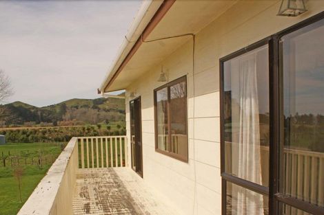 Photo of property in 20 Rangiuia Road, Tolaga Bay, 4077