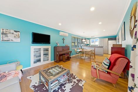 Photo of property in 28 Reynolds Avenue, Bishopdale, Christchurch, 8053