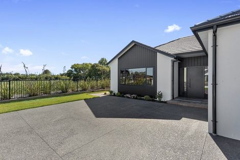 Photo of property in 24 The Meadows Drive, Flagstaff, Hamilton, 3210