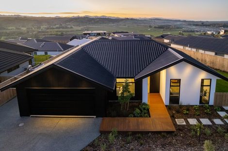 Photo of property in 48 Katania Heights, Brightwater, 7022