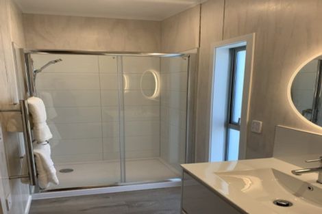 Photo of property in 16 Springtime Crescent, Stanmore Bay, Whangaparaoa, 0932