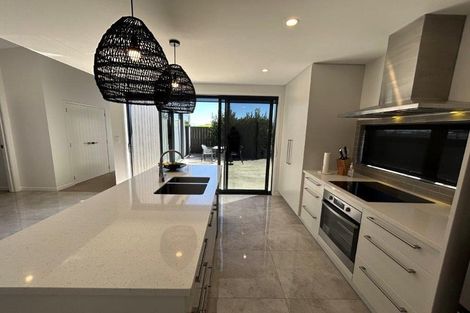 Photo of property in 2 Franks Way, Papamoa Beach, Papamoa, 3118