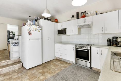 Photo of property in 9 Oregon Place, Papakura, 2110