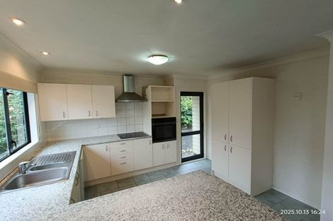 Photo of property in 1/36 Metcalfe Road, Ranui, Auckland, 0612