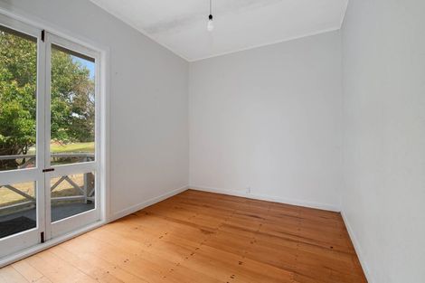 Photo of property in 22 Hafton Road, Kaukapakapa, 0984