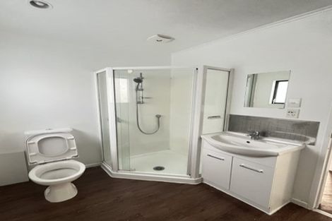Photo of property in 25 Fearnley Grove, Albany, Auckland, 0632