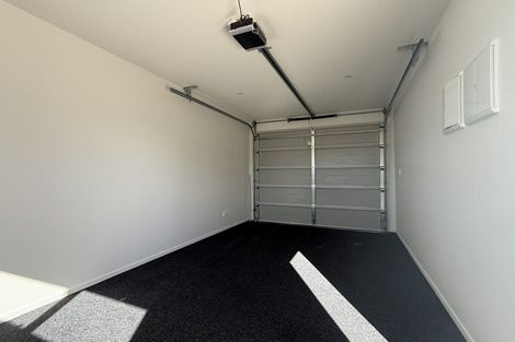 Photo of property in 33b Garadice Road, Rothesay Bay, Auckland, 0630