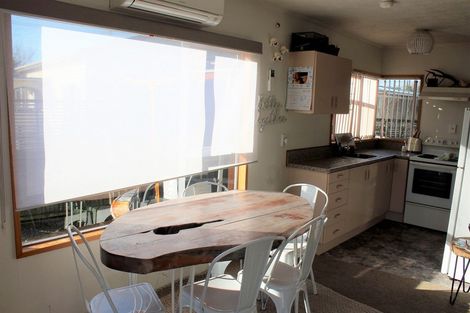 Photo of property in 4 Prince Street, Winton, 9720